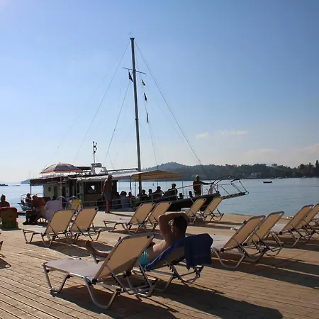 Dassia Beach Hotel ダシア